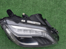Laden Sie das Bild in den Galerie-Viewer, Frontscheinwerfer Mercedes-Benz W204 A2048201639 Xenon Rechts Headlight SCH3918711617qb