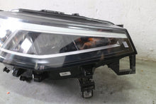 Laden Sie das Bild in den Galerie-Viewer, Frontscheinwerfer VW 11B941006A LED Rechts Scheinwerfer Headlight SCH5963213228mp