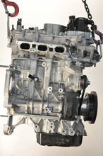 Laden Sie das Bild in den Galerie-Viewer, Motor Peugeot 2008 II EB2ADTS HN05 1.2 130PS 96kW 24TKm 2023 Benzin Unkomplett