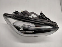 Laden Sie das Bild in den Galerie-Viewer, Frontscheinwerfer Mercedes-Benz W247 A2479061004 Full LED Rechts Headlight SCH4839067230sx