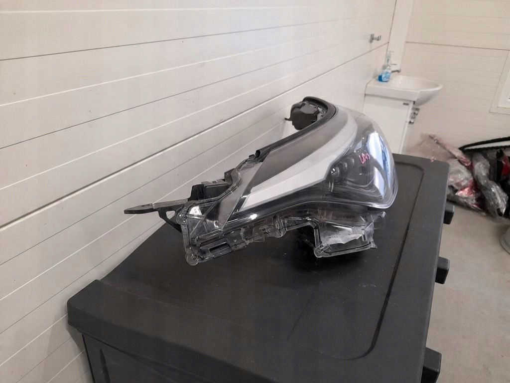 Frontscheinwerfer Toyota C-Hr RKC12376 Vorderseite Scheinwerfer Headlight SCH8125949729sy
