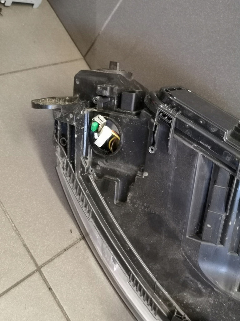 Frontscheinwerfer Audi A6 C6 LED Ein Stück (Rechts oder Links) Headlight