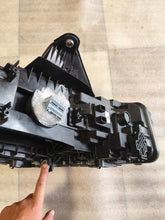 Load image into Gallery viewer, Frontscheinwerfer BMW 2 Active U06 5A42247-07 LED Links Scheinwerfer Headlight SCH4766573388ef