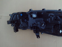 Load image into Gallery viewer, Frontscheinwerfer Toyota Corolla 51150-02T31 Links Scheinwerfer Headlight SCH4508205865bw