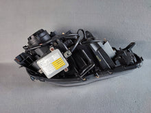 Laden Sie das Bild in den Galerie-Viewer, Frontscheinwerfer Mitsubishi Outlander 5401E11175 8301C3-85 Xenon Links SCH5894264291qe