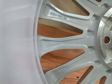 Laden Sie das Bild in den Galerie-Viewer, 1x Alufelge 17 Zoll 7.0&quot; 5x108 50ET BM5J-10007-GB Ford Rim Wheel