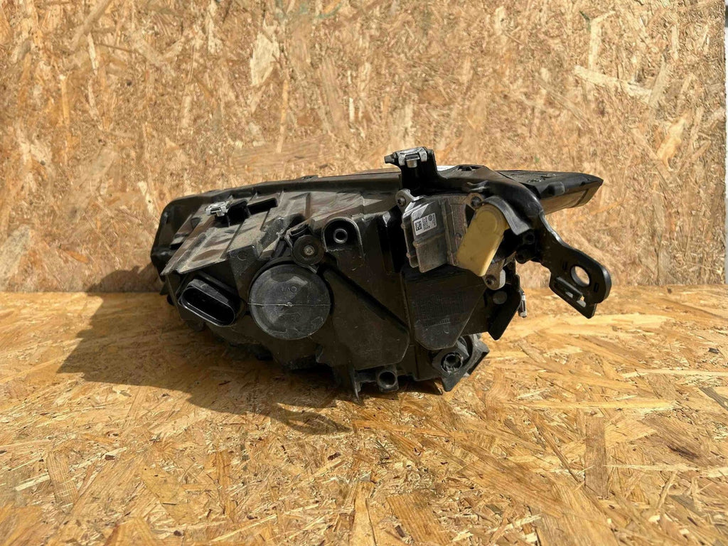 Frontscheinwerfer VW Golf VIII Variant I 5H1941006 Rechts Scheinwerfer Headlight SCH5154631707jz