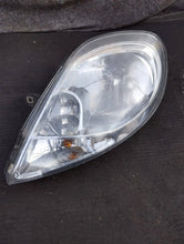 Laden Sie das Bild in den Galerie-Viewer, Frontscheinwerfer Opel Vivaro Trafic 8200701354 Links Scheinwerfer Headlight