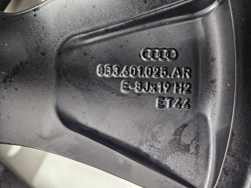 1x Alufelge 19 Zoll 8B3601025AR Audi A5 Rim Wheel FEL7766621933qz