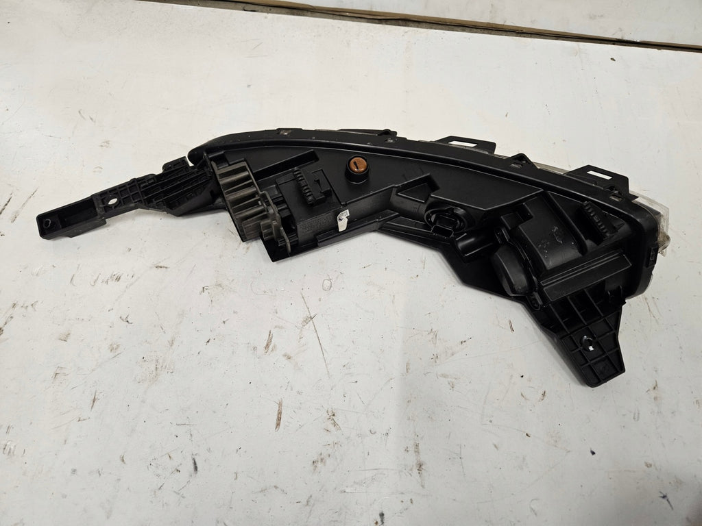 Frontscheinwerfer Hyundai Bayon 92208Q0500 LED Rechts Scheinwerfer Headlight SCH8702622360ys