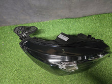 Laden Sie das Bild in den Galerie-Viewer, Frontscheinwerfer Peugeot 2008 208 II 9855524880 Full LED Rechts Headlight