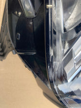 Laden Sie das Bild in den Galerie-Viewer, Frontscheinwerfer Dacia Sandero III Jogger 260606033R Full LED Links Headlight