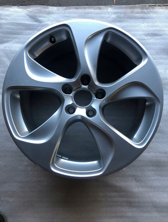 1x Alufelge 18 Zoll 7.5" 5x112 8V0601025CD Audi A3 Rim Wheel