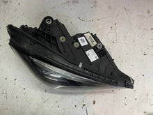 Load image into Gallery viewer, Frontscheinwerfer Mercedes-Benz W206 A2069066204 LED Rechts Headlight SCH9502938936vq