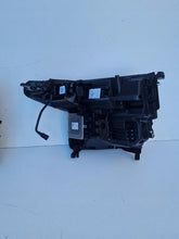 Laden Sie das Bild in den Galerie-Viewer, Frontscheinwerfer Audi 4MN941040A Laser Rechts Scheinwerfer Headlight SCH4349731113zm