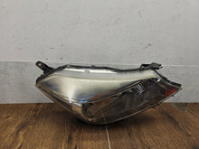 Load image into Gallery viewer, Frontscheinwerfer Toyota Yaris TOL14371 Rechts Scheinwerfer Headlight