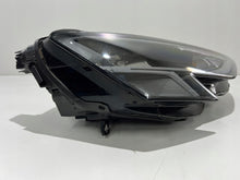 Laden Sie das Bild in den Galerie-Viewer, Frontscheinwerfer Audi A3 8Y0941012 LED Rechts Scheinwerfer Headlight SCH5284980301tv