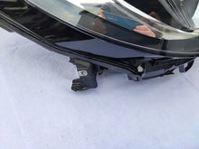 Laden Sie das Bild in den Galerie-Viewer, Frontscheinwerfer Opel Astra K 39218026 Rechts Scheinwerfer Headlight SCH6005913081ze