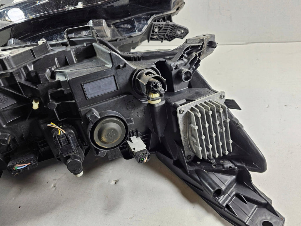 Frontscheinwerfer Renault Talisman 260602488R 260106724R Ein Satz Headlight SCH2135364009lb