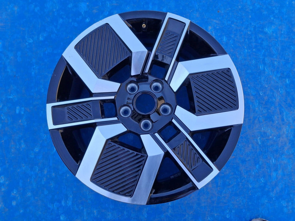 1x Alufelge 18 Zoll 6.5" 5x114.3 38ET Glanz Schwarz 403008515R Renault 5 FEL1046308174pp