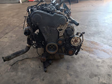 Laden Sie das Bild in den Galerie-Viewer, Motor Audi CJC 2.0 TDI 2011 Diesel Engine Komplett