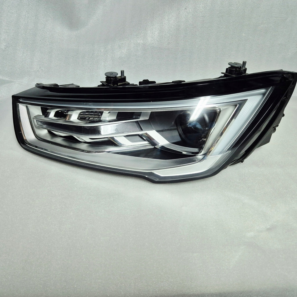 Frontscheinwerfer Audi A1 Links Scheinwerfer Headlight SCH1766098002hx