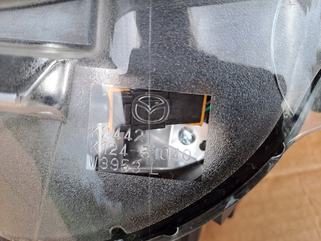 Frontscheinwerfer Mazda Cx5 K124-51040 LED Ein Stück (Rechts oder Links)