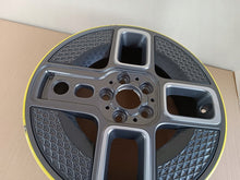 Laden Sie das Bild in den Galerie-Viewer, 1x Alufelge 17 Zoll 7.0" 5x112 54ET 6889171 Mini Rim Wheel FEL5738148465ty