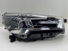 Laden Sie das Bild in den Galerie-Viewer, Frontscheinwerfer Toyota Hilux VIII RCD25398 FALSE Scheinwerfer Headlight SCH5851306413du