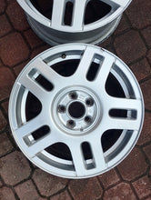 Load image into Gallery viewer, 1x Alufelge 16 Zoll 6.5" 5x100 42ET Glanz Silber 1J0601025AC VW Golf Iv FEL3898666221lw