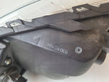 Laden Sie das Bild in den Galerie-Viewer, Frontscheinwerfer Mitsubishi Space Star 8301C194 Rechts Scheinwerfer Headlight