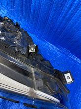 Laden Sie das Bild in den Galerie-Viewer, Frontscheinwerfer BMW 2 F22 F23 87386809-01 Rechts Scheinwerfer Headlight SCH4758090088iy