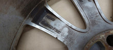Laden Sie das Bild in den Galerie-Viewer, 1x Alufelge 17 Zoll 7.0&quot; 5x108 50ET Glanz Silber 31381857 Volvo Rim Wheel