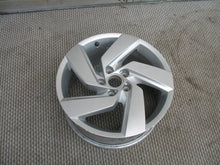 Load image into Gallery viewer, 1x Alufelge 18 Zoll 7.5" 5x112 51ET Glanz Schwarz 5H0601025H VW Golf Viii FEL3822207143pl