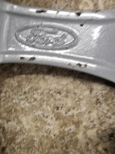 Laden Sie das Bild in den Galerie-Viewer, 1x Alufelge 15 Zoll 6.0&quot; 5x108 45ET H1BJ-1007-J1A Ford Rim Wheel