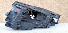 Laden Sie das Bild in den Galerie-Viewer, Frontscheinwerfer VW Touareg 761941082 Rechts Scheinwerfer Headlight