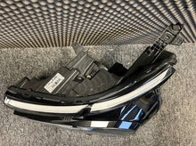 Laden Sie das Bild in den Galerie-Viewer, Frontscheinwerfer Citroën C4 III Ein Satz Scheinwerfer Headlight SCH8293344258ar