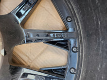 Load image into Gallery viewer, 1x Alufelge 20 Zoll 9.0" 5x120 44ET 6895212 BMW 5 G31 G30 Rim Wheel FEL1639438692jv
