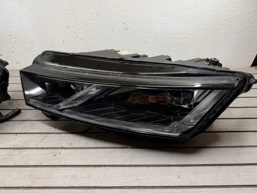 Frontscheinwerfer Skoda Octavia 5e3 IV 5E4941015A 5E4941016A LED Ein Satz SCH6635660365sl