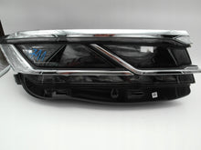 Laden Sie das Bild in den Galerie-Viewer, Frontscheinwerfer VW Touareg 761941114 Full LED Rechts Scheinwerfer Headlight