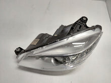 Laden Sie das Bild in den Galerie-Viewer, Frontscheinwerfer Mercedes-Benz W204 A2048200159 Xenon Links Headlight SCH9054651162ms