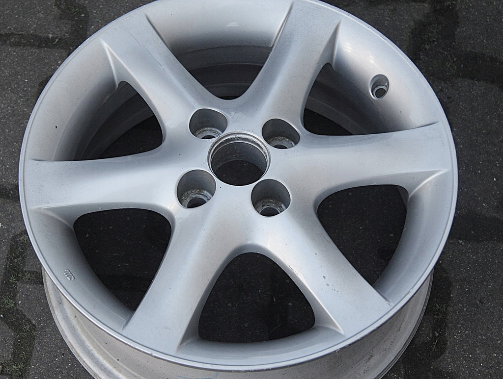 1x Alufelge 15 Zoll 6.0" 4x100 45ET HL16936A Toyota Corolla Rim Wheel