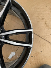 Laden Sie das Bild in den Galerie-Viewer, 1x Alufelge 19 Zoll 8.0" 5x112 27ET 8090094 BMW 3 G20 Rim Wheel FEL5627751282gy