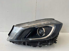 Laden Sie das Bild in den Galerie-Viewer, Frontscheinwerfer Mercedes-Benz A1768201161 1EX010818-21 Links Headlight