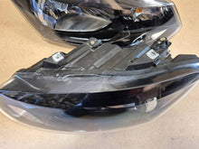 Laden Sie das Bild in den Galerie-Viewer, Frontscheinwerfer VW Polo 6R1941015E 6R1941016E Ein Stück (Rechts oder Links) SCH1932895115ku