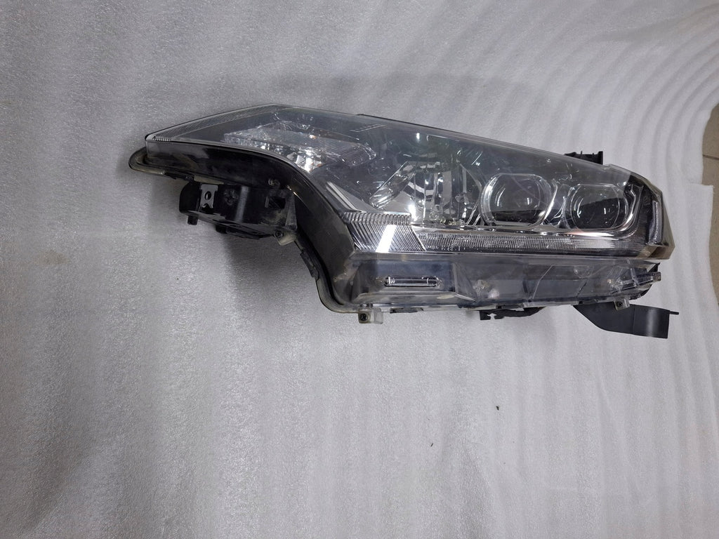 Frontscheinwerfer Mitsubishi Outlander III ECM921-22A10 ECM921-21C10 Links