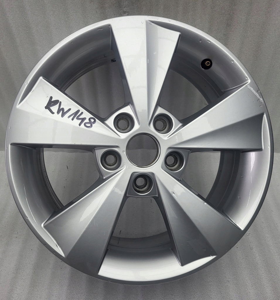 1x Alufelge 16 Zoll 6.5" 5x112 46ET 5E0601025C Skoda Superb III Octavia
