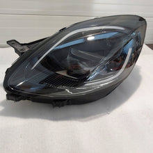 Laden Sie das Bild in den Galerie-Viewer, Frontscheinwerfer Ford Puma L1TB-13101-GK Links Scheinwerfer Headlight SCH5484855917xy