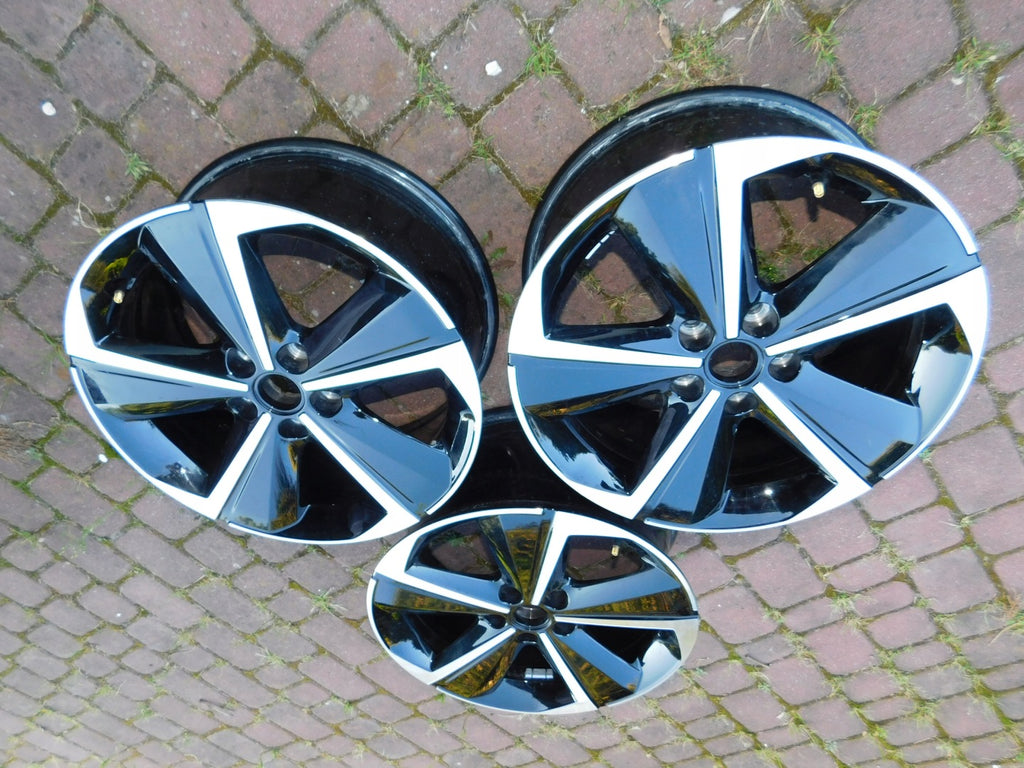 1x Alufelge 17 Zoll 7.5" 5x108 44ET Glanz Silber 9847065380 Opel Astra L 308 I FEL4095966422no