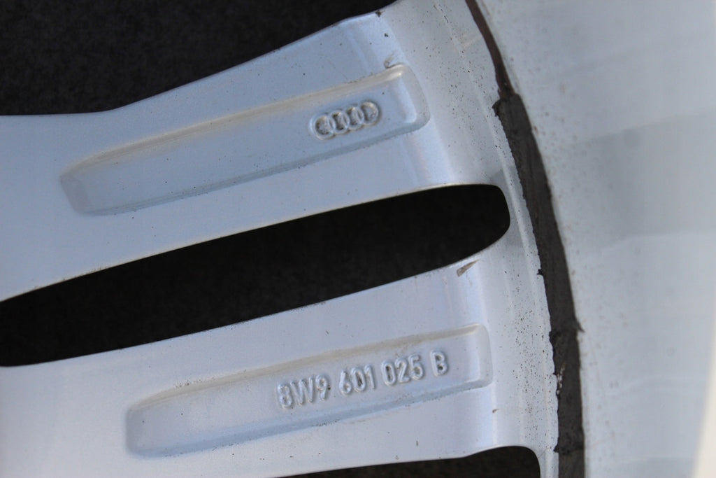 4x Alufelge 18 Zoll 7.5" 5x112 29ET Glanz Silber 8W9601025B Audi A4 Allroad FEL3172414183js